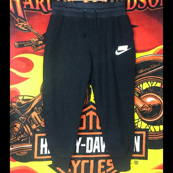 fuzzy nike sweatpants